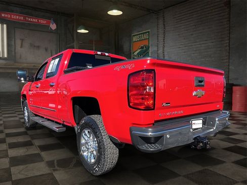Used 2016 Chevrolet Silverado 2500 LTZ w/ LTZ Plus Package image 5