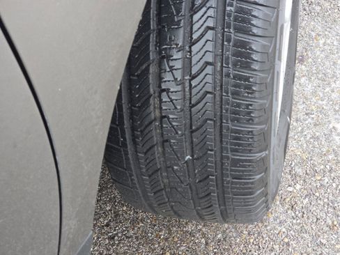 Used 2013 Ford Edge SEL image 8