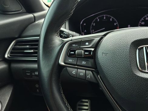 Used 2022 Honda Accord Sport image 25