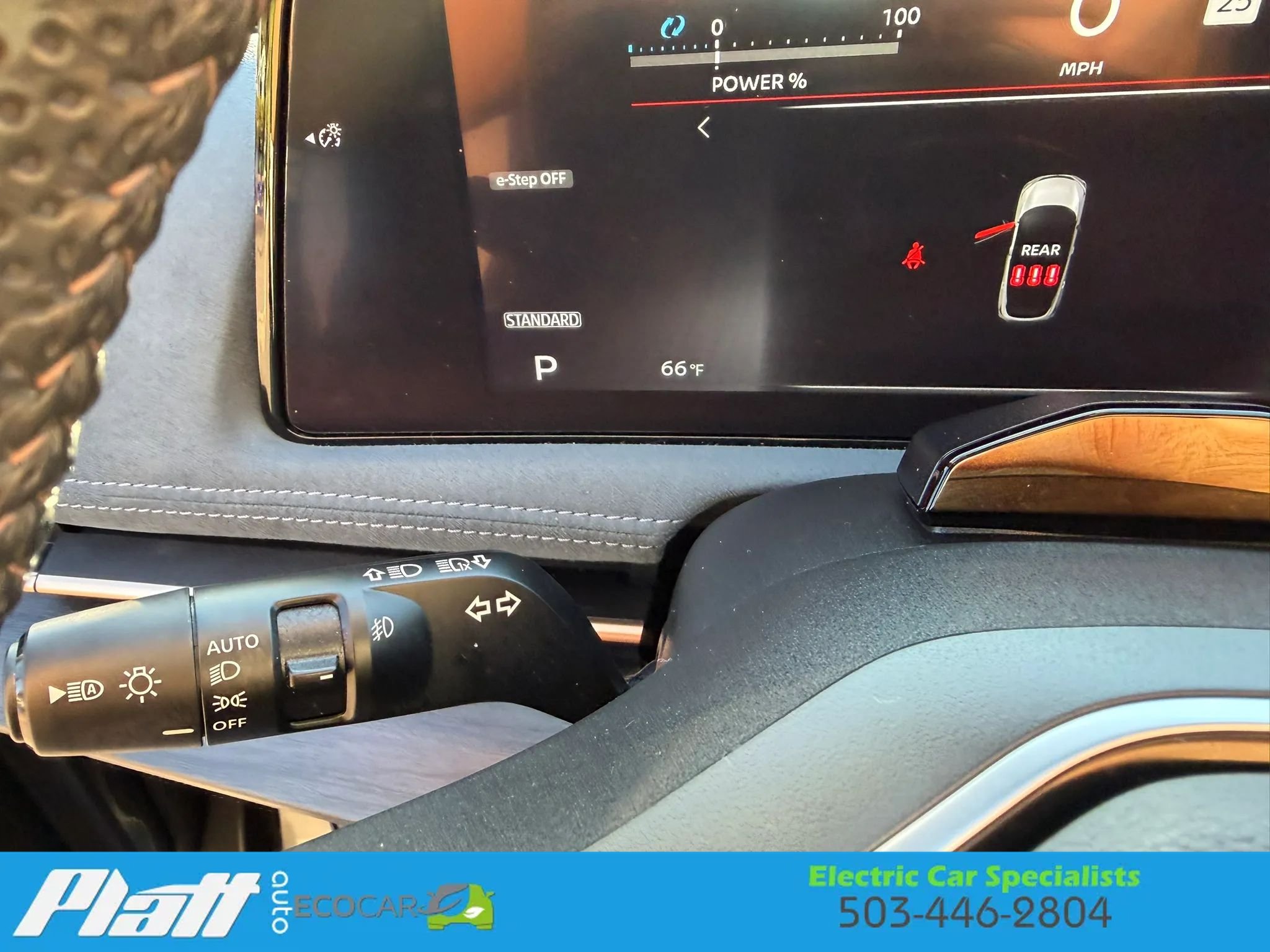 Used 2024 Nissan Ariya AWD image 28