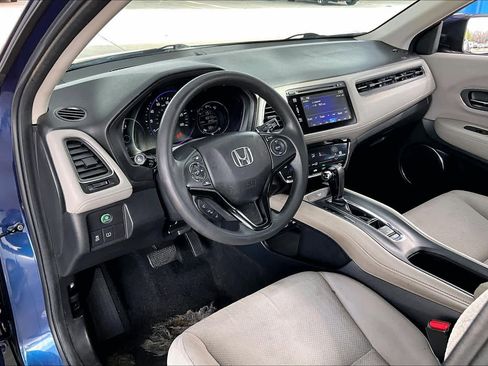 Used 2016 Honda HR-V EX image 16