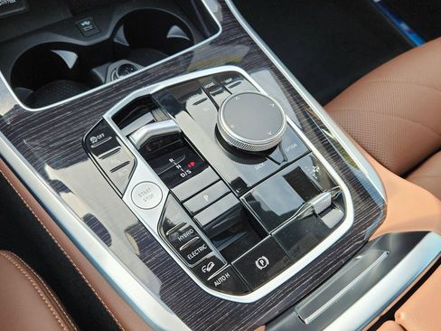 New 2026 BMW X5 xDrive50e AWD/4WD image 18