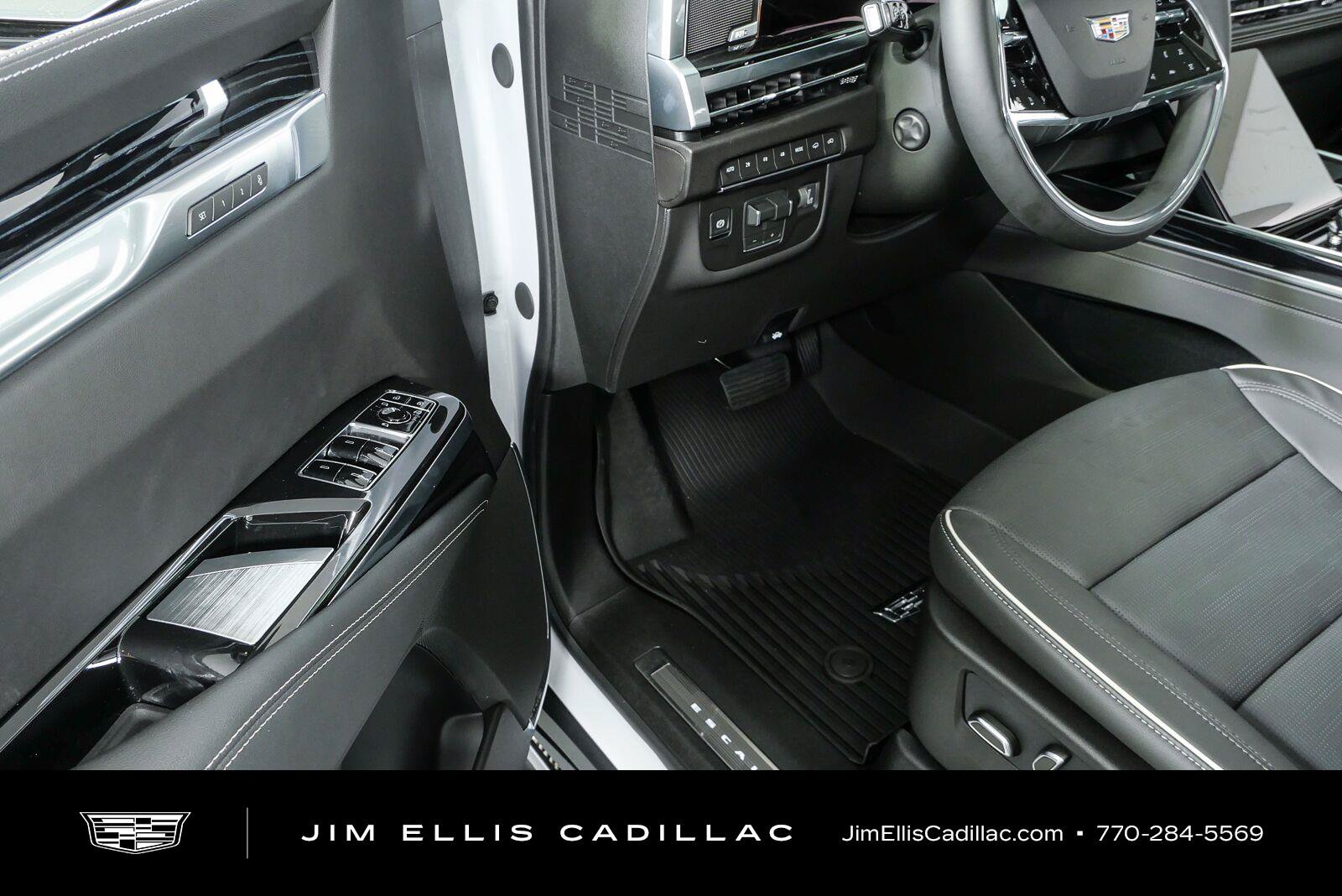 New 2026 Cadillac Escalade Sport w/ Touring Package AWD/4WD image 9