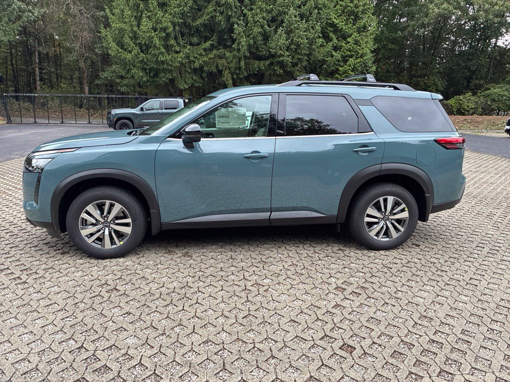 New 2026 Nissan Pathfinder SL AWD/4WD image 4