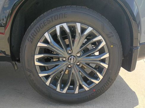 New 2026 Nissan Rogue Platinum w/ Platinum Premium Package image 32