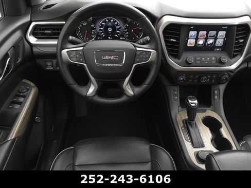 Used 2017 GMC Acadia Denali w/ Technology Package image 14