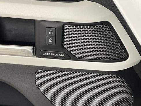 Certified 2024 Land Rover Defender 110 S image 18