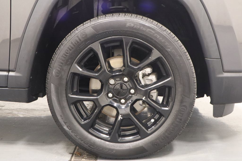 Certified 2022 Jeep Compass Latitude AWD/4WD image 29