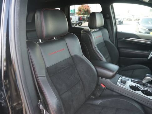 Used 2018 Jeep Grand Cherokee Trailhawk AWD/4WD image 19