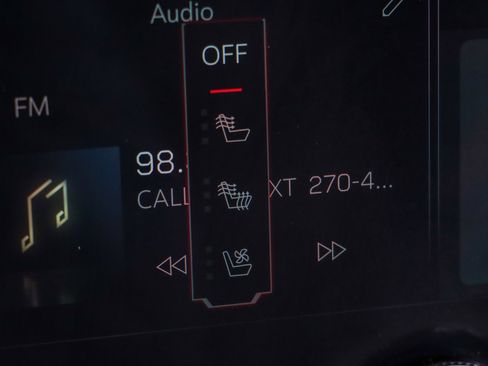 Used 2025 GMC Yukon XL Elevation w/ Elevation Premium Package image 22