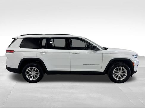 Used 2023 Jeep Grand Cherokee L Laredo AWD/4WD image 22