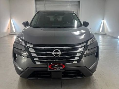 New 2026 Nissan Rogue S image 2