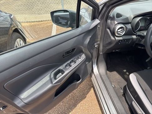 Certified 2025 Nissan Versa S w/ Trunk Package FWD image 8