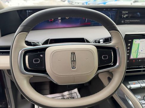 Used 2025 Lincoln Nautilus Premier w/ Equipment Group 102A image 20