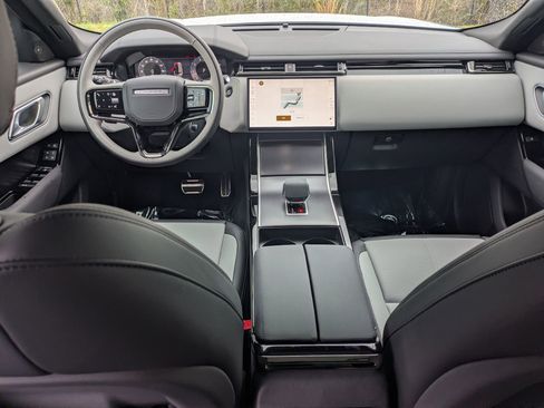 Certified 2026 Land Rover Range Rover Velar Dynamic SE image 22