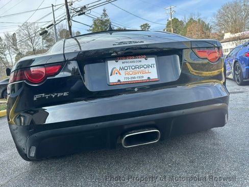 Used 2018 Jaguar F-TYPE Coupe image 9