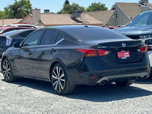 Used 2020 Nissan Altima 2.5 SR FWD image 7