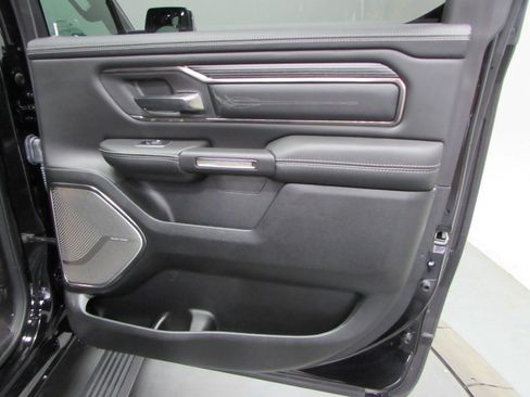 Used 2020 RAM 1500 Limited AWD/4WD image 19