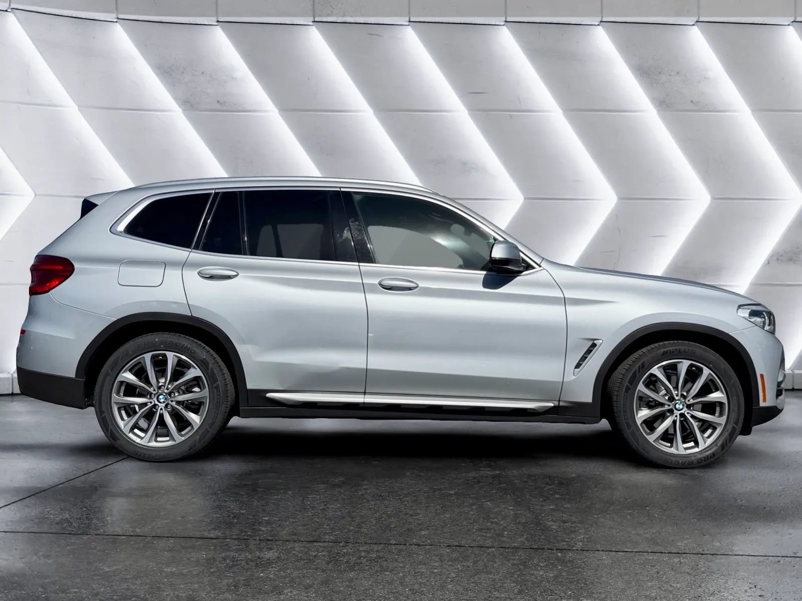 Used 2019 BMW X3 sDrive30i w/ Convenience Package RWD image 4