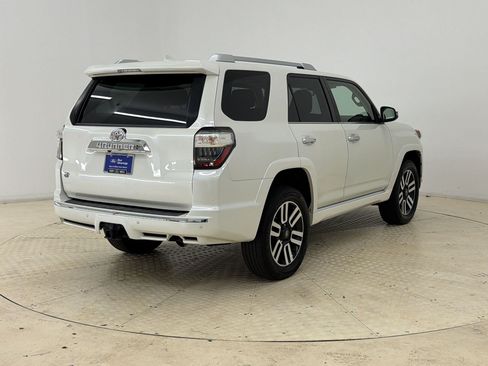 Used 2022 Toyota 4Runner Limited AWD/4WD image 9