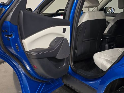 New 2025 Ford Mustang Mach-E Premium image 34