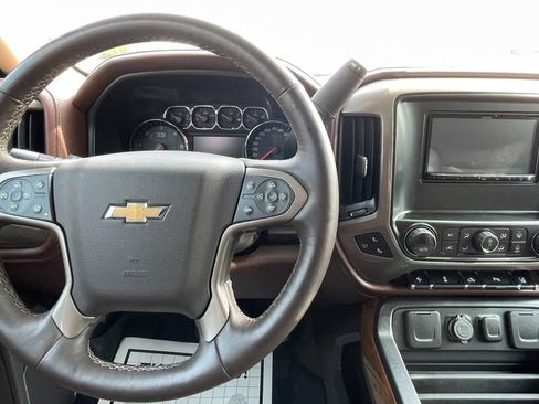Used 2015 Chevrolet Silverado 1500 High Country w/ High Country Premium Package RWD image 16
