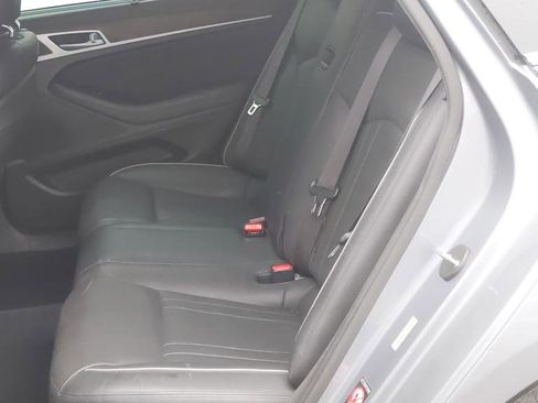 Used 2015 Hyundai Genesis 5.0 image 30