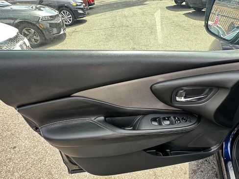 Used 2023 Nissan Murano SV FWD image 18