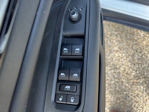 New 2026 Jeep Compass Latitude image 21