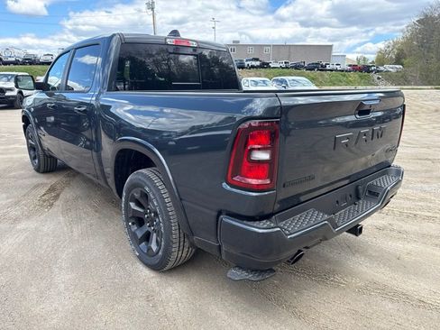New 2026 RAM 1500 4x4 Crew Cab image 3