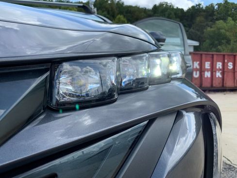 Used 2022 Toyota Prius Prime XLE FWD image 40