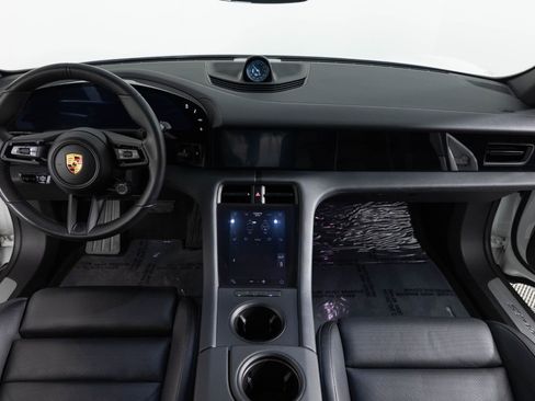 Used 2021 Porsche Taycan 4S image 39