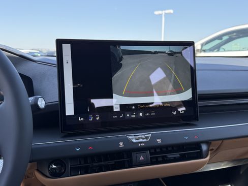 New 2026 Lexus ES 350e FWD image 26