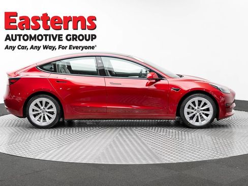 Used 2021 Tesla Model 3 Standard Range Plus RWD image 4