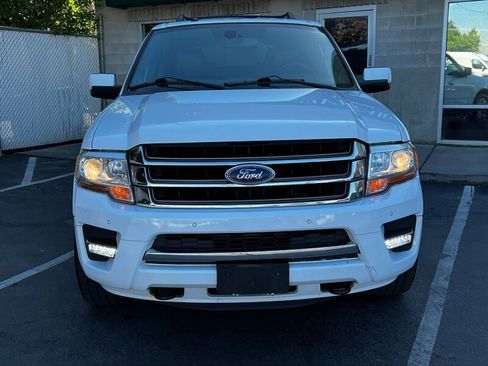 Used 2017 Ford Expedition Limited AWD/4WD image 2