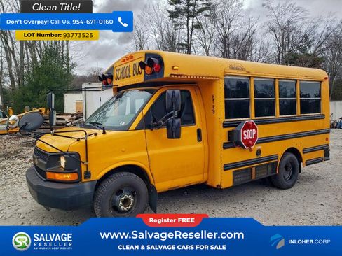 Used 2014 Chevrolet Express 3500 w/ School Bus Package RWD image 3