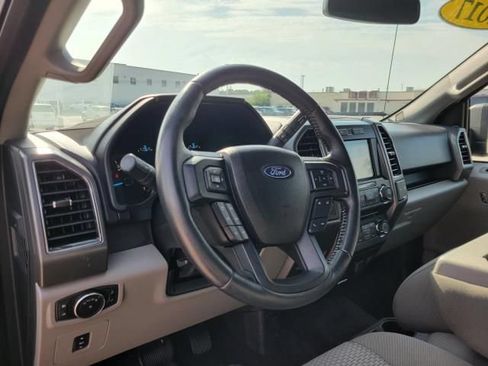 Used 2017 Ford F150 XLT w/ Equipment Group 302A Luxury AWD/4WD image 20