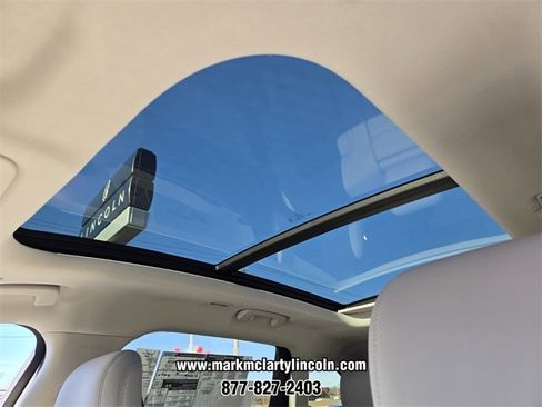 New 2026 Lincoln Nautilus Reserve w/ Jet Appearance Package image 6