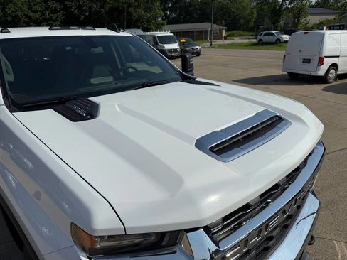 Used 2022 Chevrolet Silverado 3500 LT w/ Convenience Package image 50