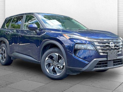 Used 2025 Nissan Rogue SV AWD/4WD image 1