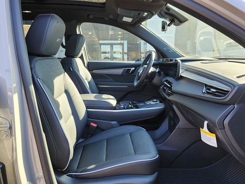 New 2026 Buick Enclave Sport Touring w/ Super Cruise Package image 41