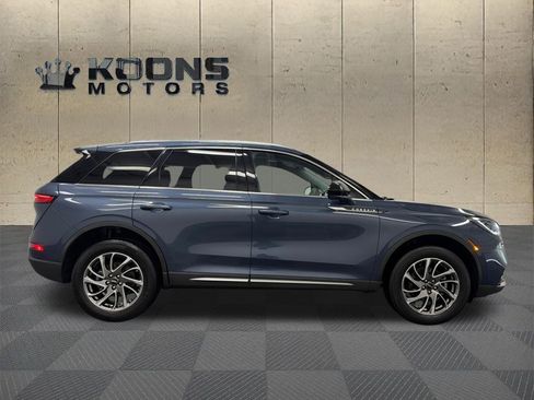 Used 2022 Lincoln Corsair AWD w/ Equipment Group 101A image 3