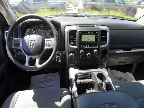 Used 2022 RAM 1500 Classic SLT w/ Trailer & Traction Group RWD image 2