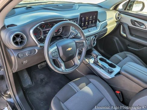 Used 2024 Chevrolet Blazer LT w/ Convenience Package image 9