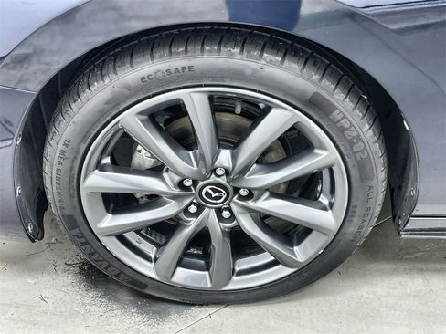 Used 2019 MAZDA MAZDA3 AWD Hatchback w/ Preferred Pkg image 10
