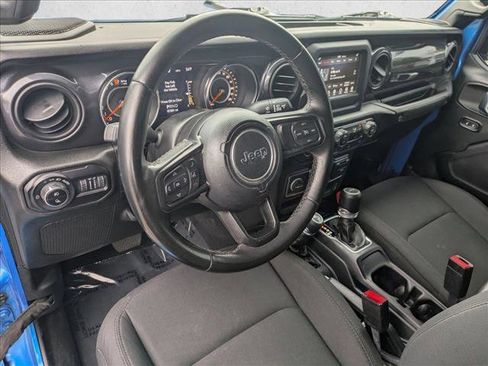 Used 2022 Jeep Gladiator Sport AWD/4WD image 10