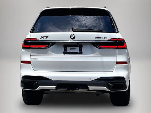 Used 2026 BMW X7 xDrive40i w/ Executive Package AWD/4WD image 6
