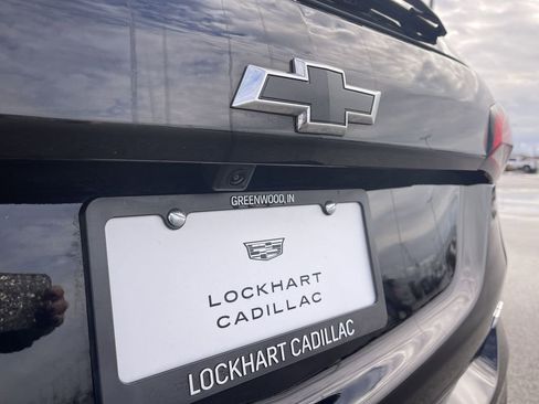 Used 2023 Chevrolet Equinox RS w/ LPO, Cargo Package image 14