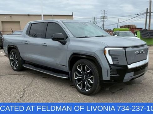Used 2024 GMC Sierra EV Denali AWD/4WD image 2