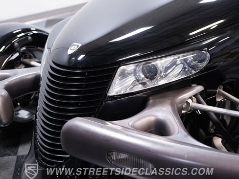 Used 1999 Plymouth Prowler RWD image 18